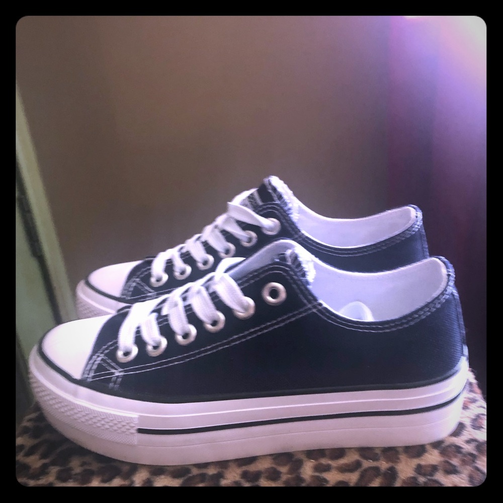 Brand new platform sneakers